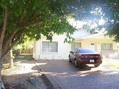 1st image of 793 109th Ave N