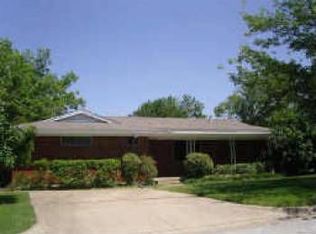 3500 Paramount St, Fort Worth, TX 76117