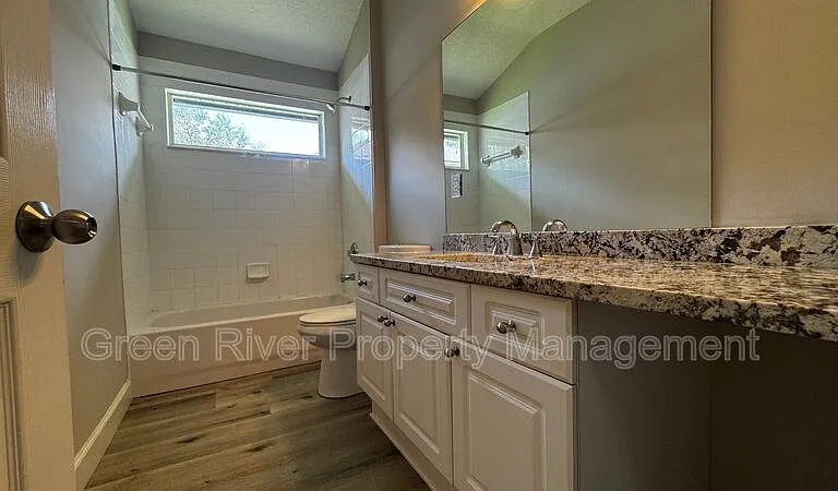 338 Bridgestone Ct — Photo 19