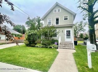 22 Murray St, Staten Island, NY 10309