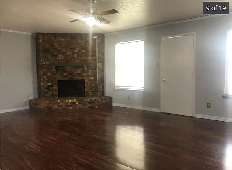Building Photo - 210 Nettletree St