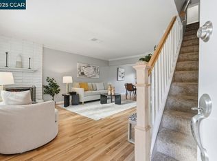 37 Miramonte Dr, Moraga, CA 94556