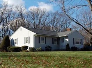 16 Grandview St, South Hadley, MA 01075