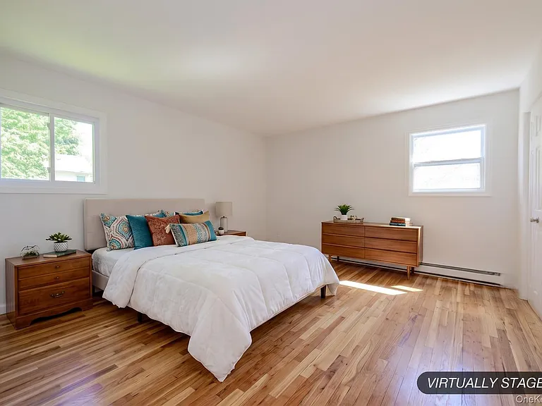 43 Evert St — Photo 17