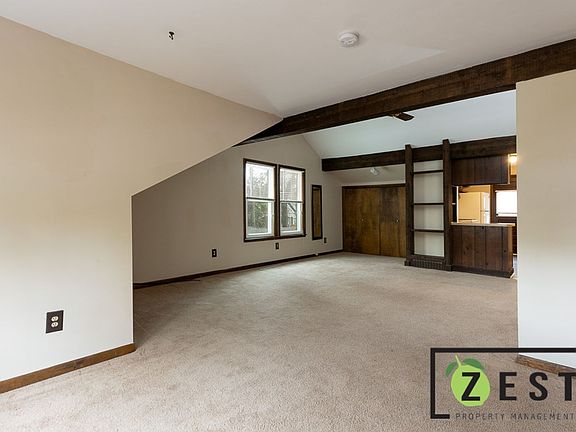 3rd image of 214 Woodsboro Dr #214