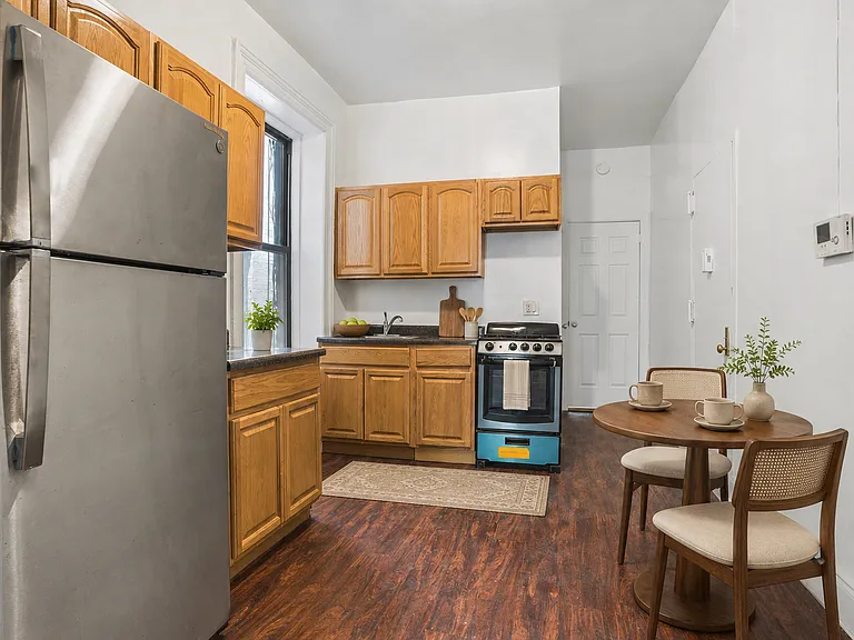 309 W 111th St #2 — Photo 3