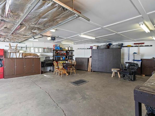 4013 43b Ave, Leduc, AB T9E 4V2