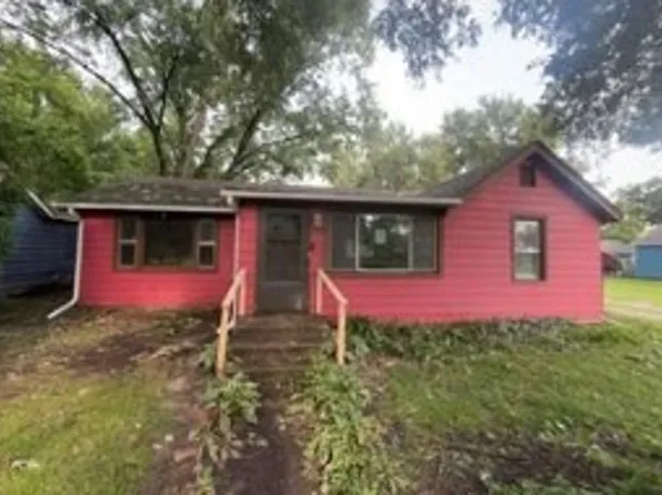 23915 Ivy St, Schneider, IN 46376