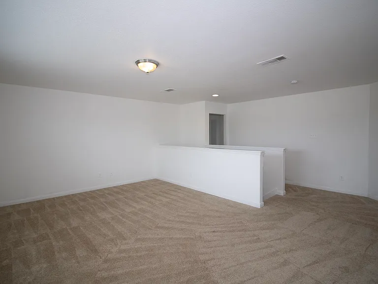 223 Magnolia Dr — Photo 13