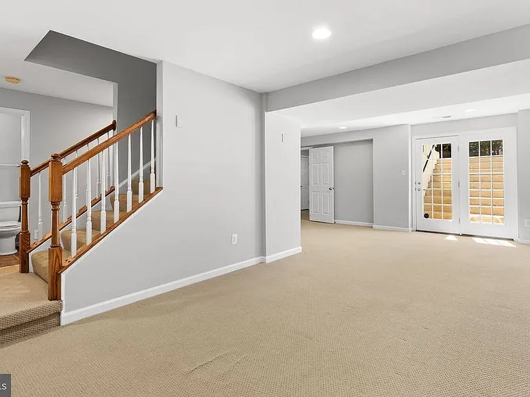 3329 Anne De Bourgh Dr — Photo 46
