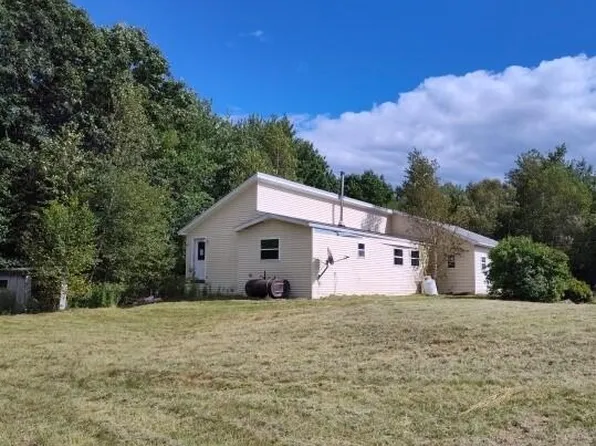 40 Crommett Drive, China, ME 04358