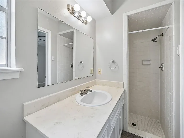 25114 Spring Ridge Dr — Photo 18