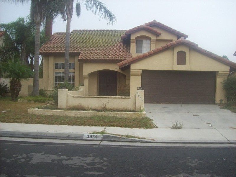 2nd image of 3954 Colorado River Rd