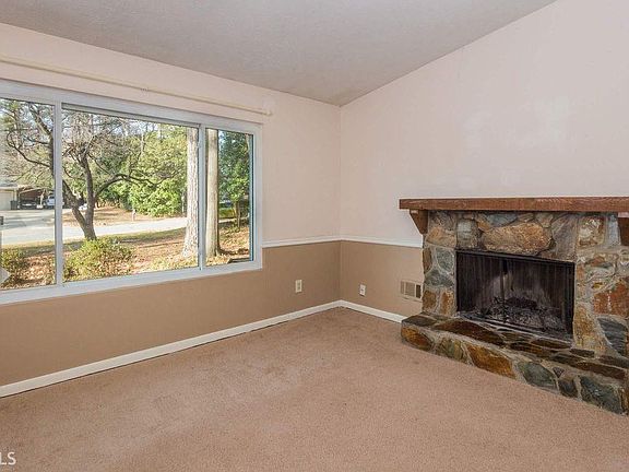 3rd image of 3578 Kenerly Ln