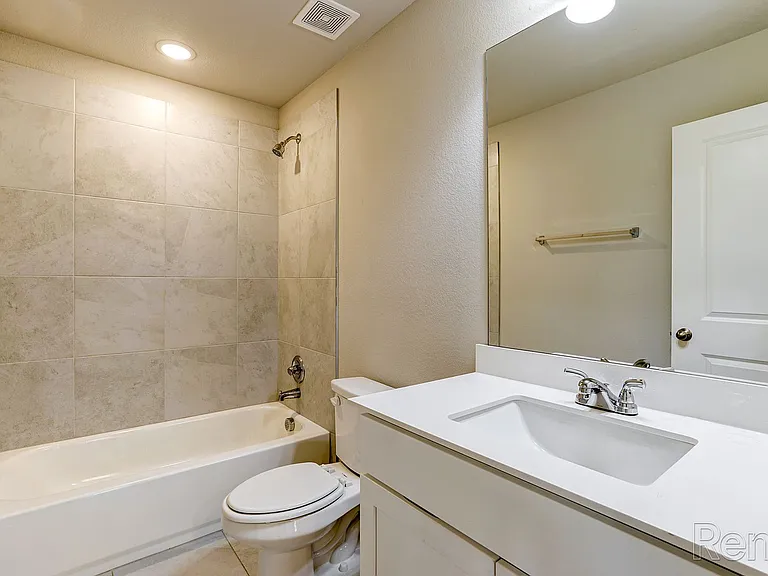 4147 Tobin Dr — Photo 15