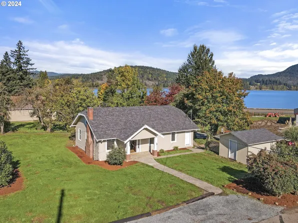 39119 Dexter Rd, Dexter, OR 97431