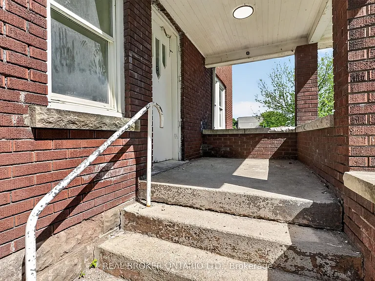 4417B Ellis St — Photo 6