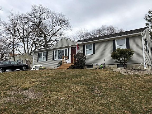 2nd image of 28 Holloway Ave