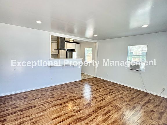 2nd image of 920 Western Ave