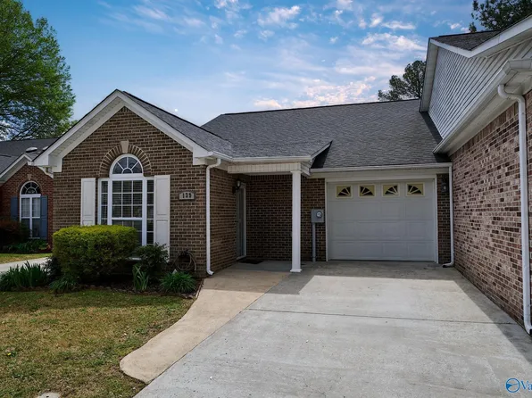 139 Canterbury Cir, Athens, AL 35611