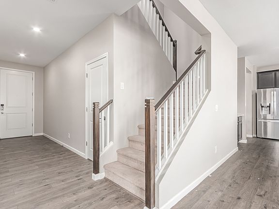 4th image of 2071 E Piedmont Pl