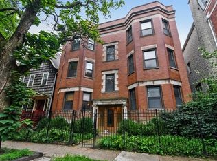 823 W Altgeld St #1, Chicago, IL 60614
