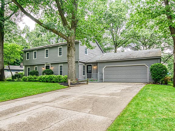 2nd image of 6849 Woodbrook Dr SE