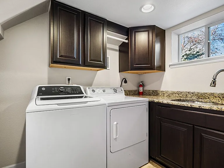 4535 Vallejo St — Photo 24