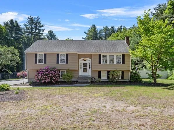 49 Miller St, Norfolk, MA 02056