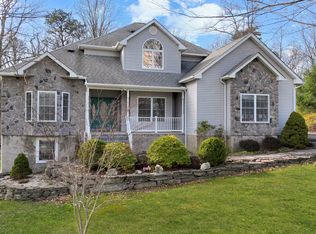 122 Senate Rd, Milford, PA 18337