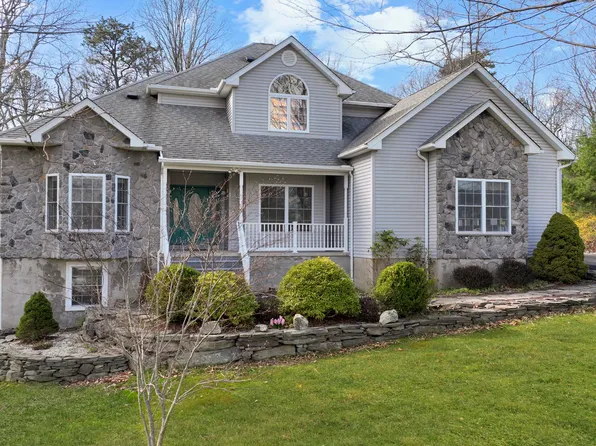 122 Senate Rd, Milford, PA 18337