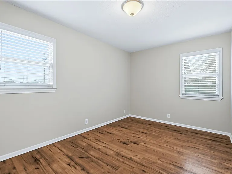 734 S 50th St #3 — Photo 8