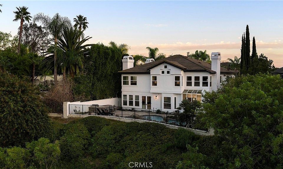 1st image of 1 Riviera