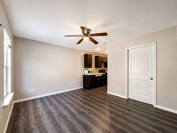 3rd image of 103 King George St #B