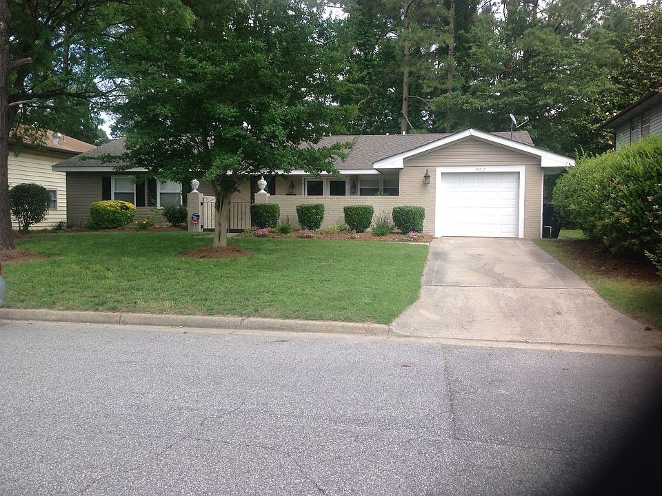 1st image of 932 Adelphi Rd