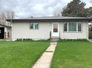 1705 4th Ave NE, Jamestown, ND 58401