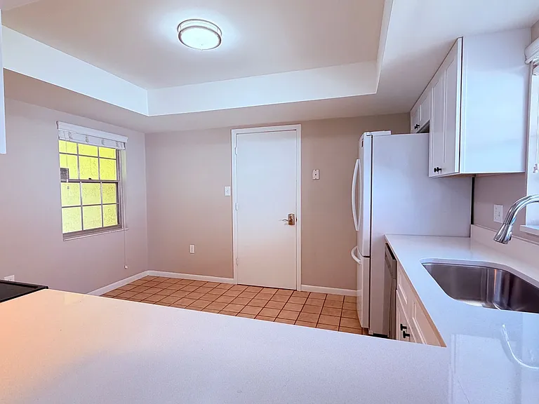 10609 Wyndcliff Dr — Photo 6