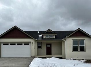 5468 Shalynn Dr, Klamath Falls, OR 97603