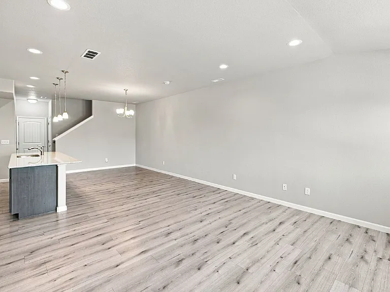 10117 Winter Gem Grv — Photo 3