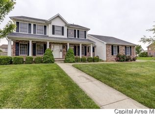 230 Marblestone Dr, Chatham, IL