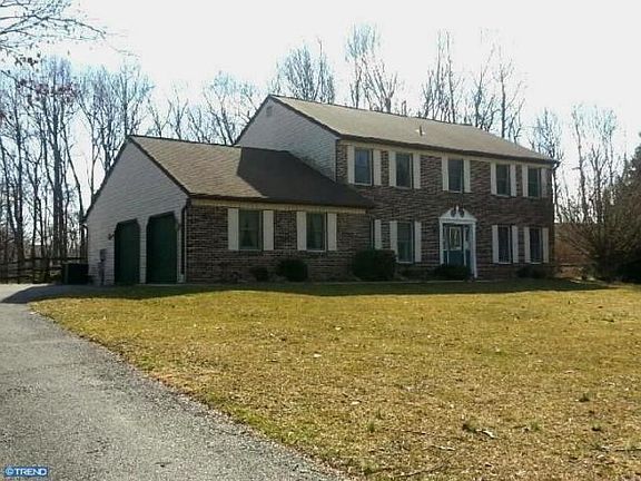 2nd image of 22 Forest View Dr
