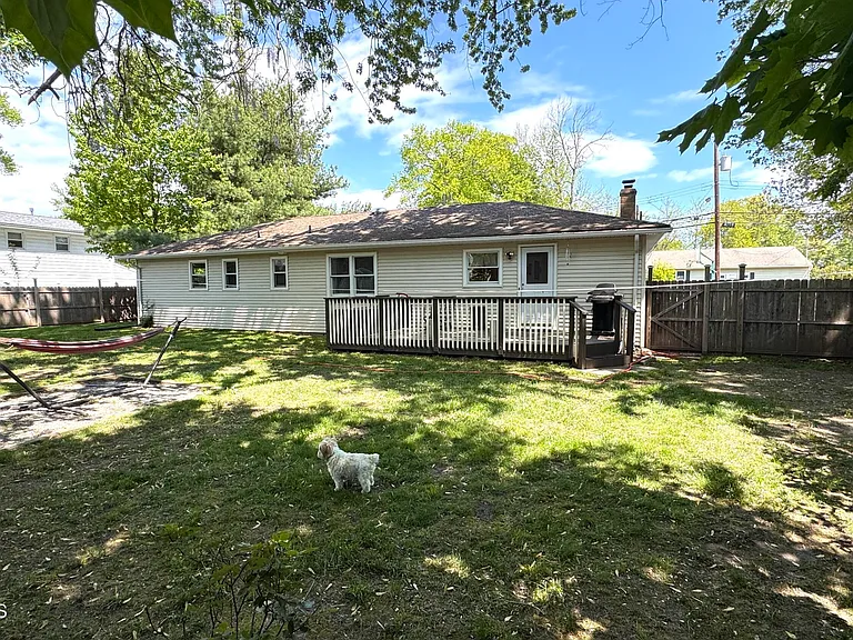 1210 Allaire Ave — Photo 16
