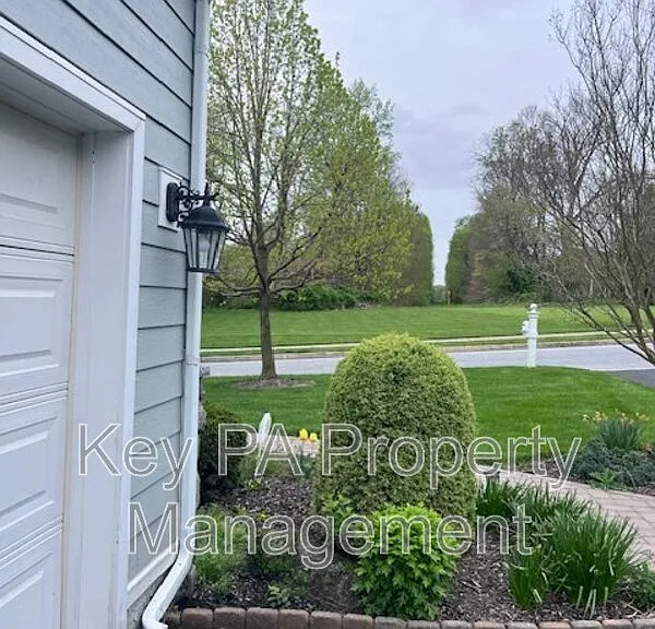 155 Harrogate Dr — Photo 7