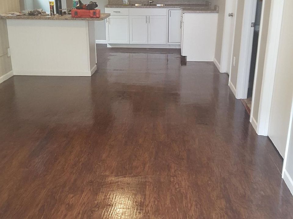 Living Room/Kitchen