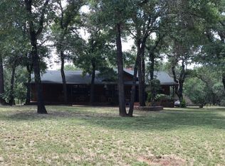 138 Oak Hill Rd, La Vernia, TX 78121