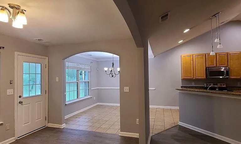 2853 Farmer Brown Ct — Photo 13