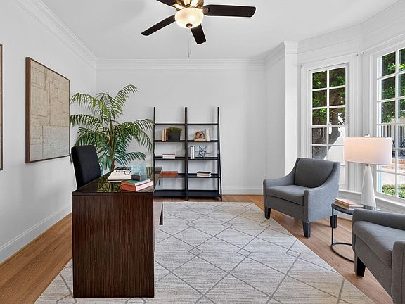 4th image of 105 Parkvine Cir