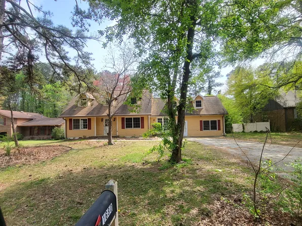 1680 Castle Ct, Riverdale, GA 30296