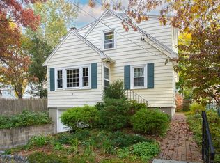 11 Alta Crest Rd, West Roxbury, MA 02132