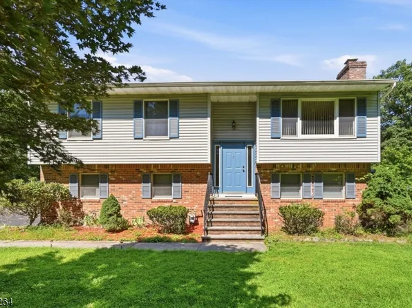 5 Apshawa Cross Rd, West Milford Twp., NJ 07480